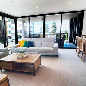 Boardwalk Burleigh - Official Gold Coast